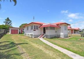 Family Tides, Urangan